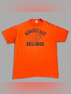 Vintage Early 00’s Russell Athletic Milwaukee Mack Bulldogs T-Shirt. Size XL.